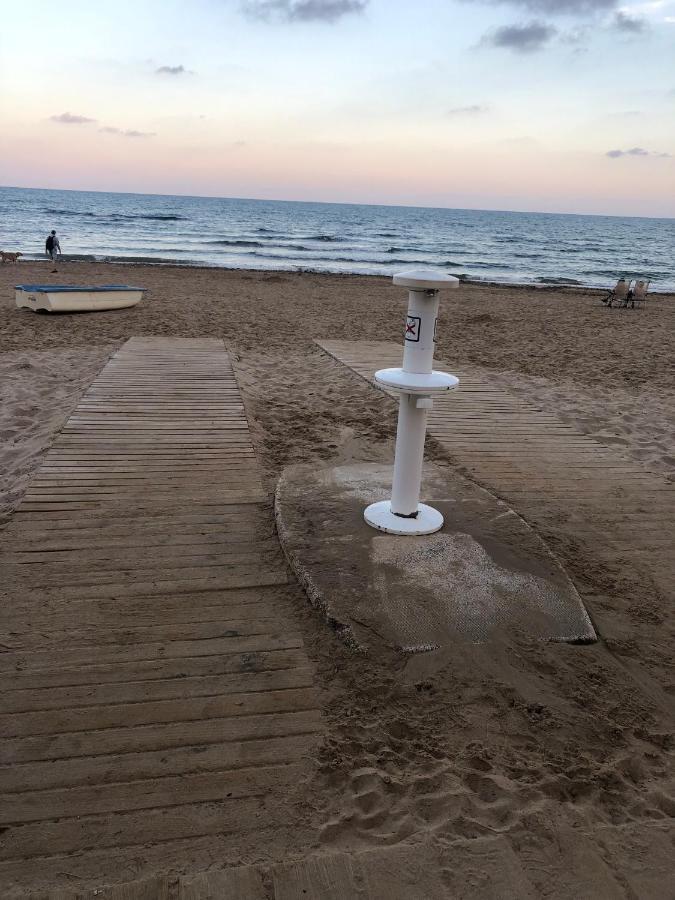 Amplio Apartamento Playa 라 마타 외부 사진